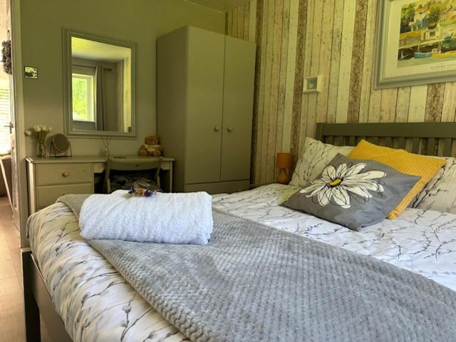 Frankie'S Holiday Lodge Gunnislake Eksteriør billede